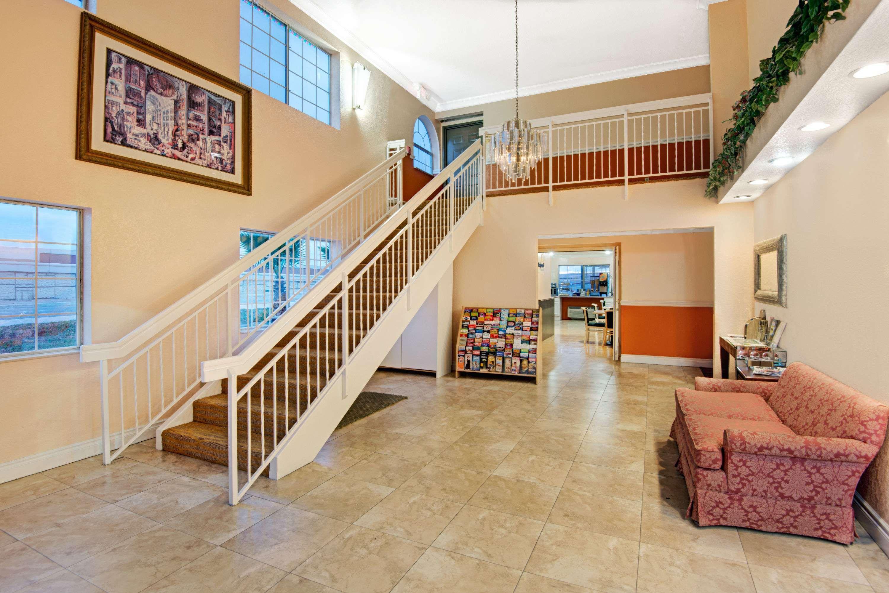 Days Inn By Wyndham San Antonio Airport Extérieur photo